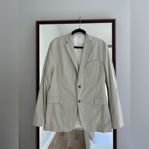 J. Lindeberg suit size US 40L